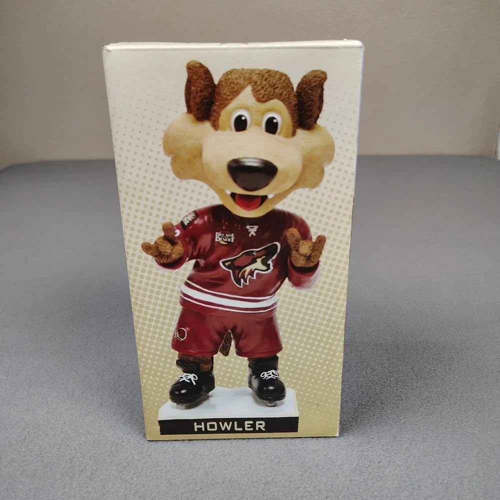 Vintage Arizona Coyotes Howler Mascot Bobblehead Hockey Rare 2006 HTF SGA NIB‎